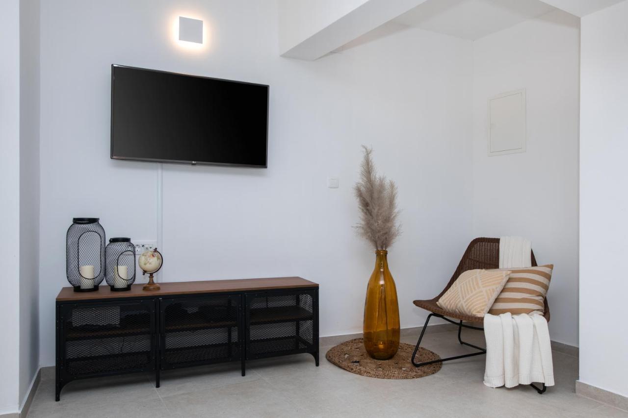 Вилла House Andro Примоштен Экстерьер фото