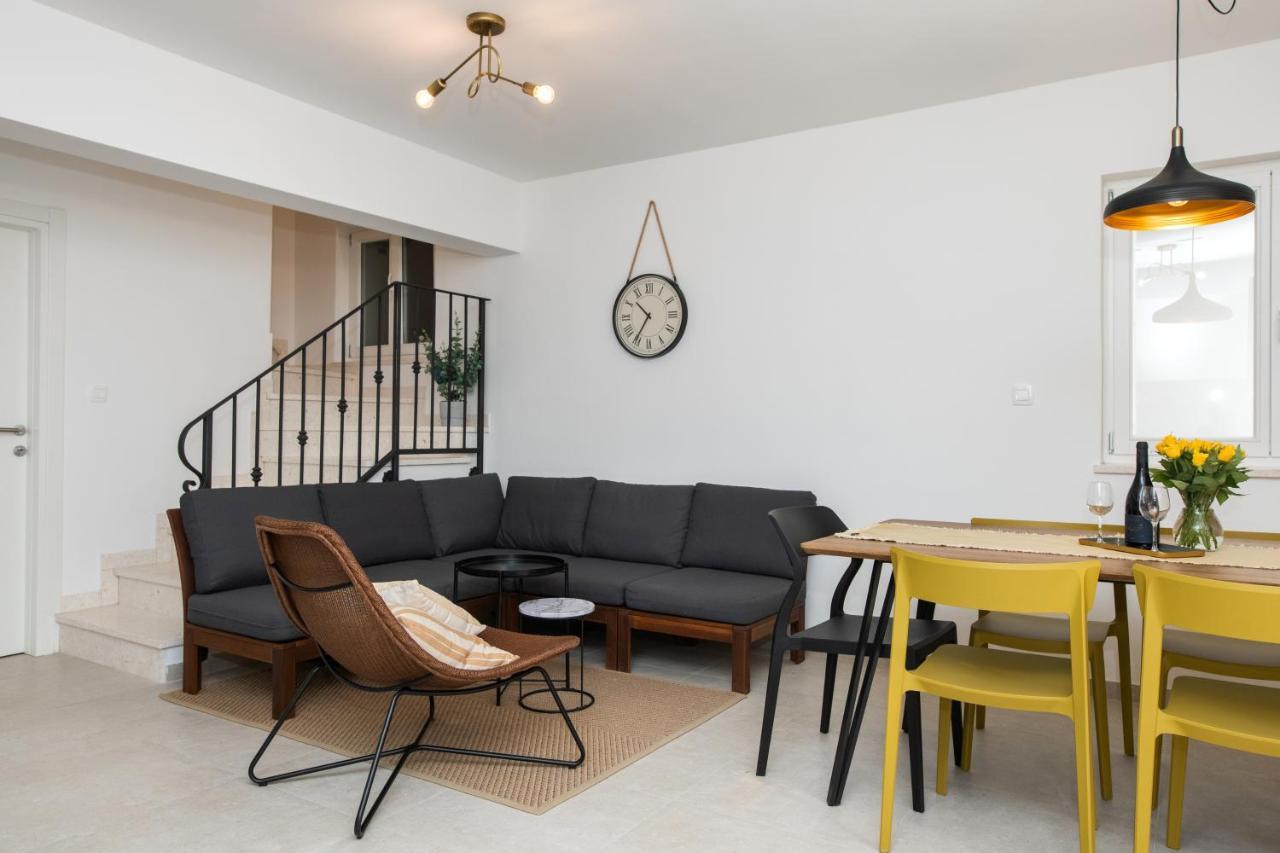 Вилла House Andro Примоштен Экстерьер фото